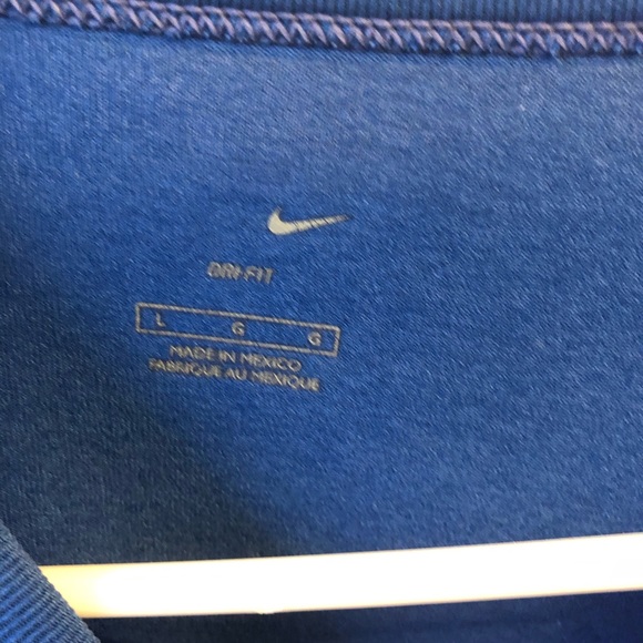 Nike Dri Fit Short Sleeve Tee Short - Picture 3 of 3